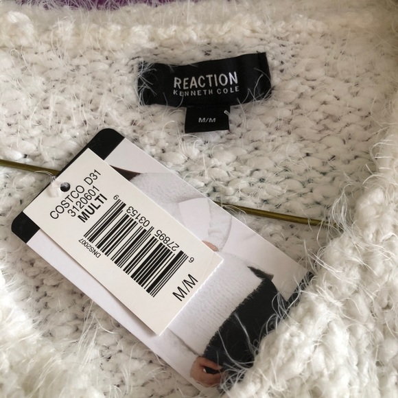 White sweater - Picture 2 of 2